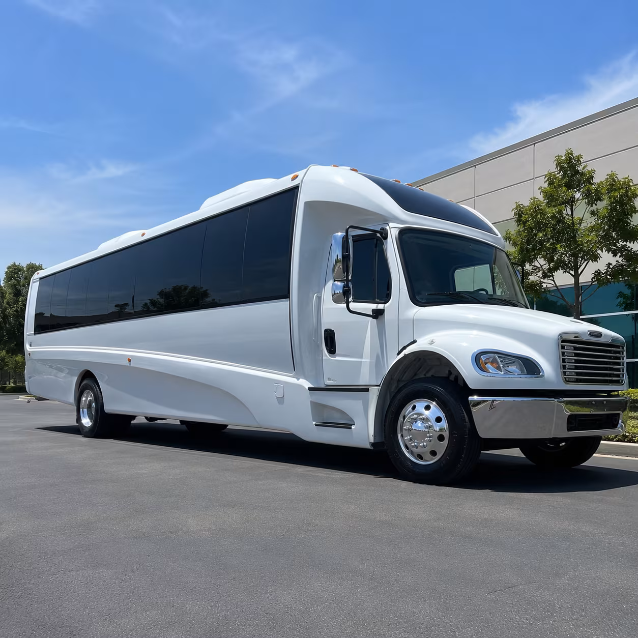 boston 28 passenger minibus