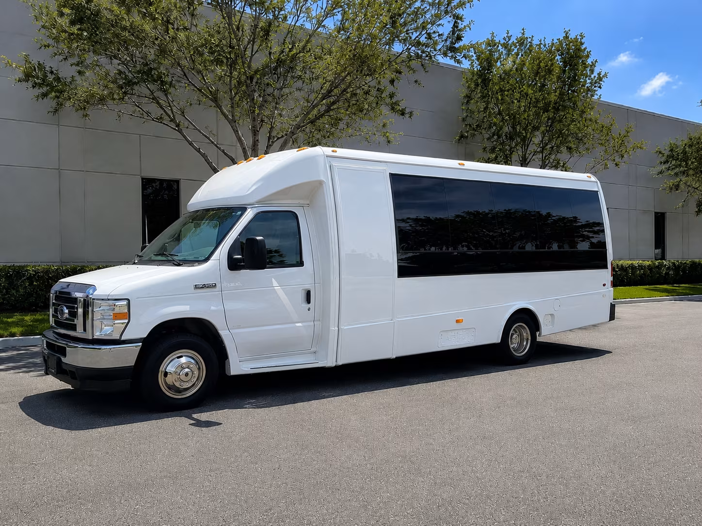 buses for corporate sporting events client entertainment and team outings