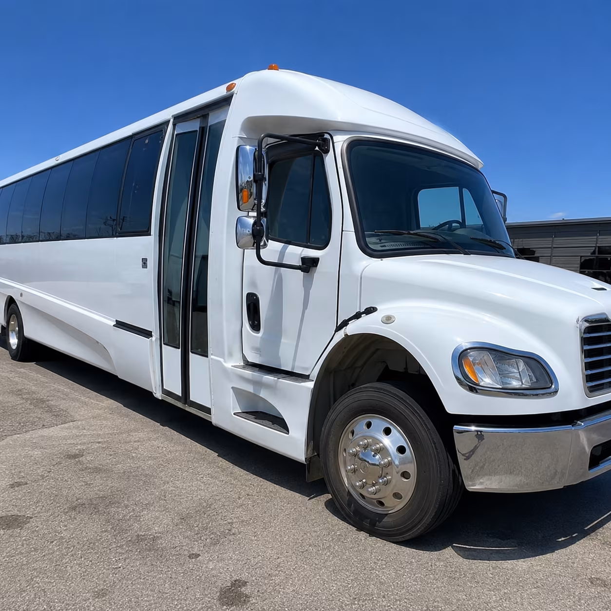 field trip buses for boston cultural and performing arts destinations