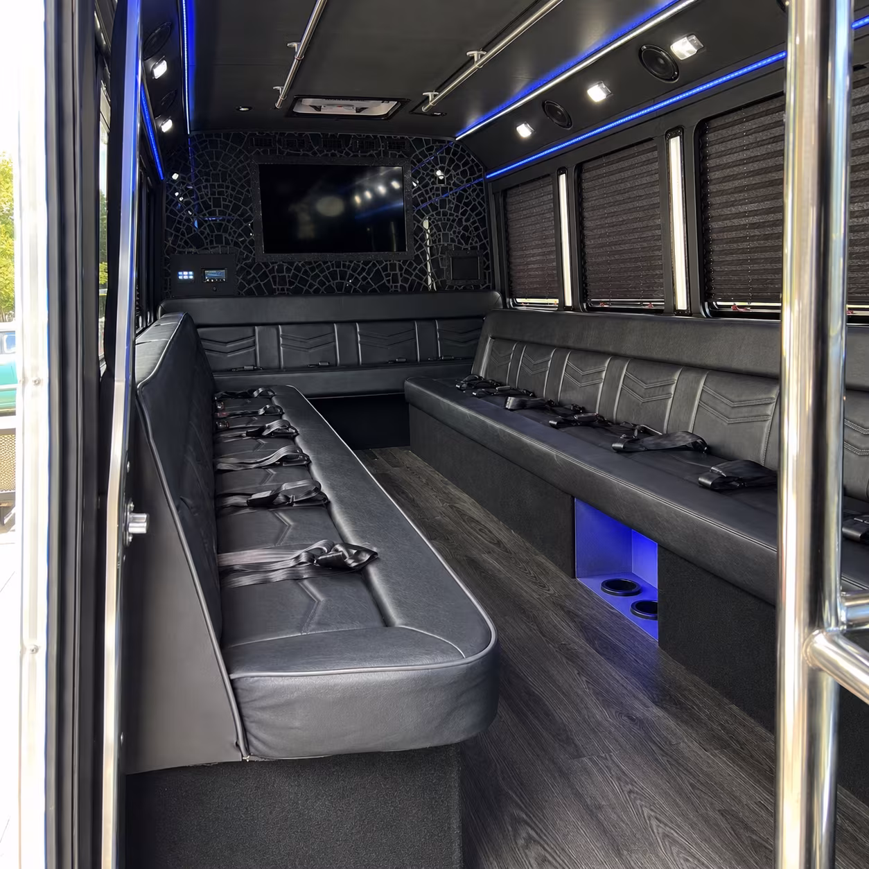 party bus transportation for boston area proms at high